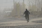 Frío y ráfagas de viento de hasta 50 km/h: el combo que sacude Neuquén y Río Negro este viernes