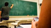 Celulares fuera del aula: Neuquén aprobó una ley pionera 