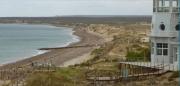 Quién era la mujer que fue hallada muerta en una playa turística de Puerto Madryn y qué reveló la autopsia