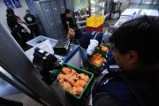 CEO-LCC incauta 1.200 unidades de pollo en operativo en San Pedro de Tiquina