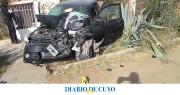 Un camioneta fuera de control casi provoca una tragedia en Rivadavia