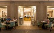 Está en el corazón del teatro Colón y es un histórico restaurant de CABA: música y gastronomía se fusionan en una inolvidable experiencia