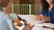 Ayuda gratuita para inmigrantes: así puedes tener acceso a servicios legales, de salud y vivienda en California
