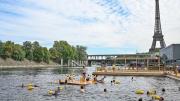 Por primera vez en un siglo, París habilita a los bañistas a disfrutar de las aguas del Sena