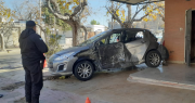Tremendo choque en Capital dejó un auto destrozado