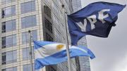 Crece la lista de fondos buitre que exigen recibir acciones de YPF