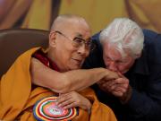 El emotivo encuentro de Richard Gere y el Dalai Lama en el 90° cumpleaños del líder espiritual: Nunca hemos visto un ser humano como este