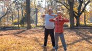 Ni caminar ni correr: la actividad física más recomendada para mayores de 60 años, según expertos de Harvard