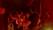 Está cerca la noche surreal: gastronomía, música y arte en vivo