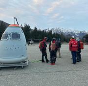 Cuando todos duermen, ellos enfrentan la nieve: patrulleros del Catedral y el plan para despertar la montaña sin avalanchas ni riesgos