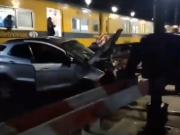 Tren Urquiza: un hombre murió al ser arrollado por una formación cuando cruzaba un paso a nivel con su camioneta