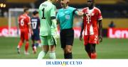 Neuer le pegó feo a su colega Donnarumma