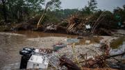 Dos hermanitas fueron halladas muertas y agarradas de las manos: Víctimas por inundaciones en Texas