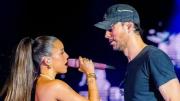 ¡En video! El incómodo momento de Emilia Mernes con Enrique Iglesias que se hizo viral