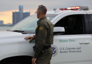 Estados Unidos: Agentes fronterizos en Detroit, Michigan arrestan a venezolano buscado por Interpol por asesinato