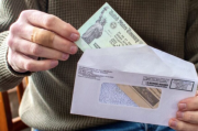 Estados Unidos: Nueva York enviará cheques de hasta $400 por inflación
