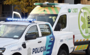 Encontraron en Berisso a un hombre muerto en el patio de su casa: tenía una herida de bala en su cabeza