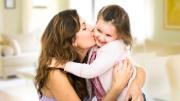 El sencillo ejercicio que todos los padres deben hacer para subir la autoestima de su hijo
