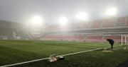 La niebla se apoderó del estadio donde jugarán Estudiantes y Vélez
