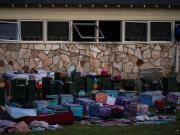 La difícil decisión de dos cuidadoras del campamento infantil en la inundación de Texas: escribieron los nombres de las niñas en su piel