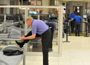 Estados Unidos: analizan eliminar la exigencia de quitarse los zapatos en los aeropuertos