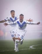 Vélez venció a Estudiantes en medio de la niebla y se consagró campeón de la Supercopa Internacional