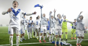 Bajo la niebla, Vélez se consagró campeón de la Supercopa Internacional