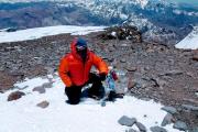 De Neuquén al techo del mundo: Matías Zúñiga, el guía con 50 cumbres en el Aconcagua que sueña con el Himalaya