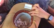 Capturan a hombre de la tercera edad que vendía droga en pleno centro de Cochabamba