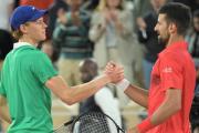 Djokovic y Sinner se enfrentarán en las semifinales de Wimbledon