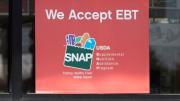 Anuncian reducción de bancos de comida en Chicago por recortes SNAP: podría afectar a más de 360.000 personas