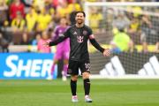 Lionel Messi marcó un doblete para que el Inter Miami le gane por 2-0 al New England Revolution