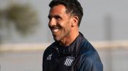 Tevez llegó a Córdoba y asumió en Talleres 