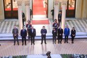 Javier Milei celebró las desregulaciones con Federico Sturzenegger y su equipo en Casa Rosada
