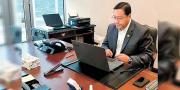 Arce descarta abandonar Bolivia y afirma transparencia de su gestión