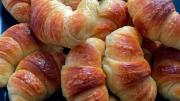 Panaderos bonaerenses analizan dejar de elaborar facturas