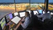 Los controladores aéreos preparan paros para las vacaciones de invierno