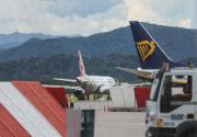 Trágico accidente en el aeropuerto de Milán: hombre succionado por motor de avión