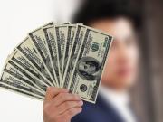 El efecto Fantino: subió el dólar blue y ya roza los $ 1.300