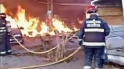 Bomberos combatieron un incendio en un galpón de Guaymallén