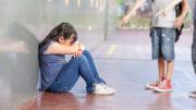 Portugal prohíbe celulares en las escuelas tras descender los casos de bullying y en Córdoba se reanima el debate