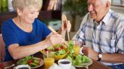 Qué alimentos pueden ayudar a reducir el alzheimer hasta un 28%