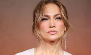 Uñas BB Cream: así son las uñas en tendencia para este invierno 2025 que impuso Jennifer López