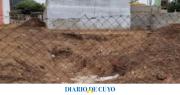 Hallan una fosa con más de 20 cadáveres cerca de un excentro clandestino