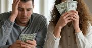 Se despide el dólar: el Gobierno impone retenciones del 19% a los rendimientos de las cuentas en dólares