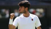 Carlos Alcaraz dio una clase magistral de tenis ante un potente Taylor Fritz y alcanzó la final de Wimbledon