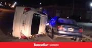 Manejaba ebrio, chocó a dos autos y terminó volcando