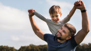 ¡Atención padres en California! Ofrecen programa gratis para mejorar la comunicación y el bienestar familiar