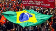 Trump descarta dar marcha atrás con los aranceles a Brasil y defiende a Bolsonaro