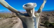 Video: un gigante que llena de fe y orgullo a Calingasta